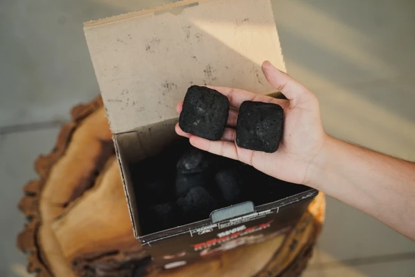 MAXXX - BRICCHETTE DI CARBONE - 20 LB (KG 9,1) - immagine 4